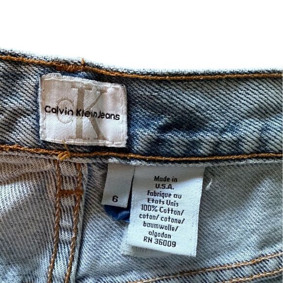 CALVIN KLEIN VINTAGE LIGHT WASH JEANS - Picture 3 of 4
